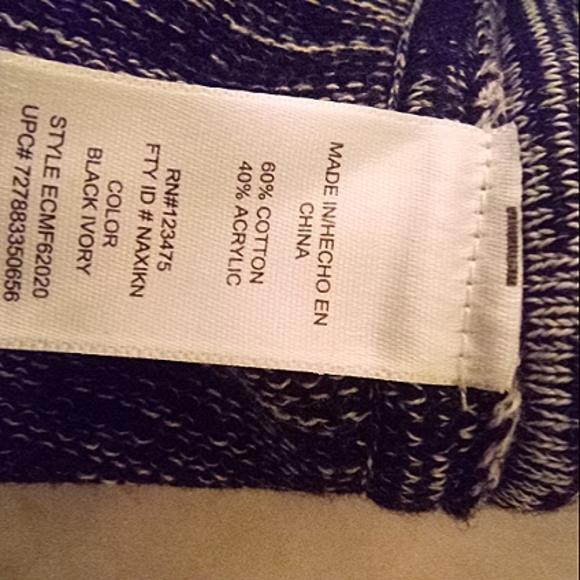 NWOT Ellen Tracy Women's V Neck Long Sleeve Black/Ivory Knit Contrast Sweater - Picture 7 of 8